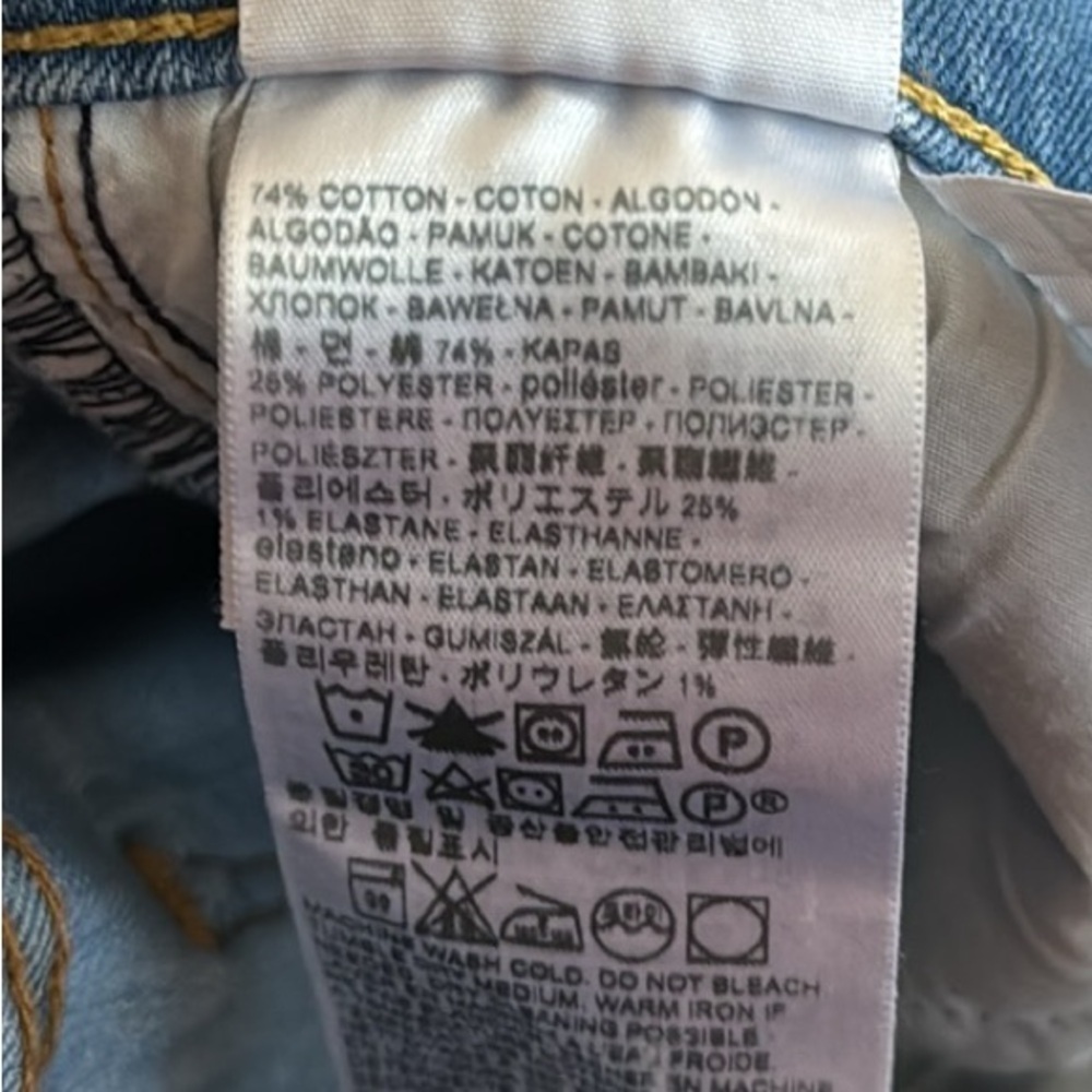 Levi's 721 High Rise Skinny Jeans in Light Distressed Wash with Raw Gem Size 27 - Picture 6 of 7